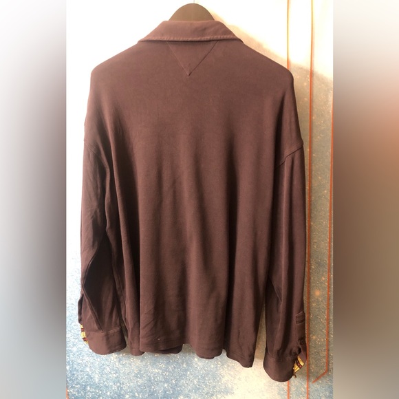 Tommy Hilfiger Casual Dress Shirt with the Crest - Picture 2 of 5